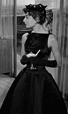 The Little Black Dress, Eight Ways: Why Your Face Line Decides the Cut